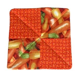 Carrot Print Quilted Kitchen Pot Holder New
7 in X 7 in